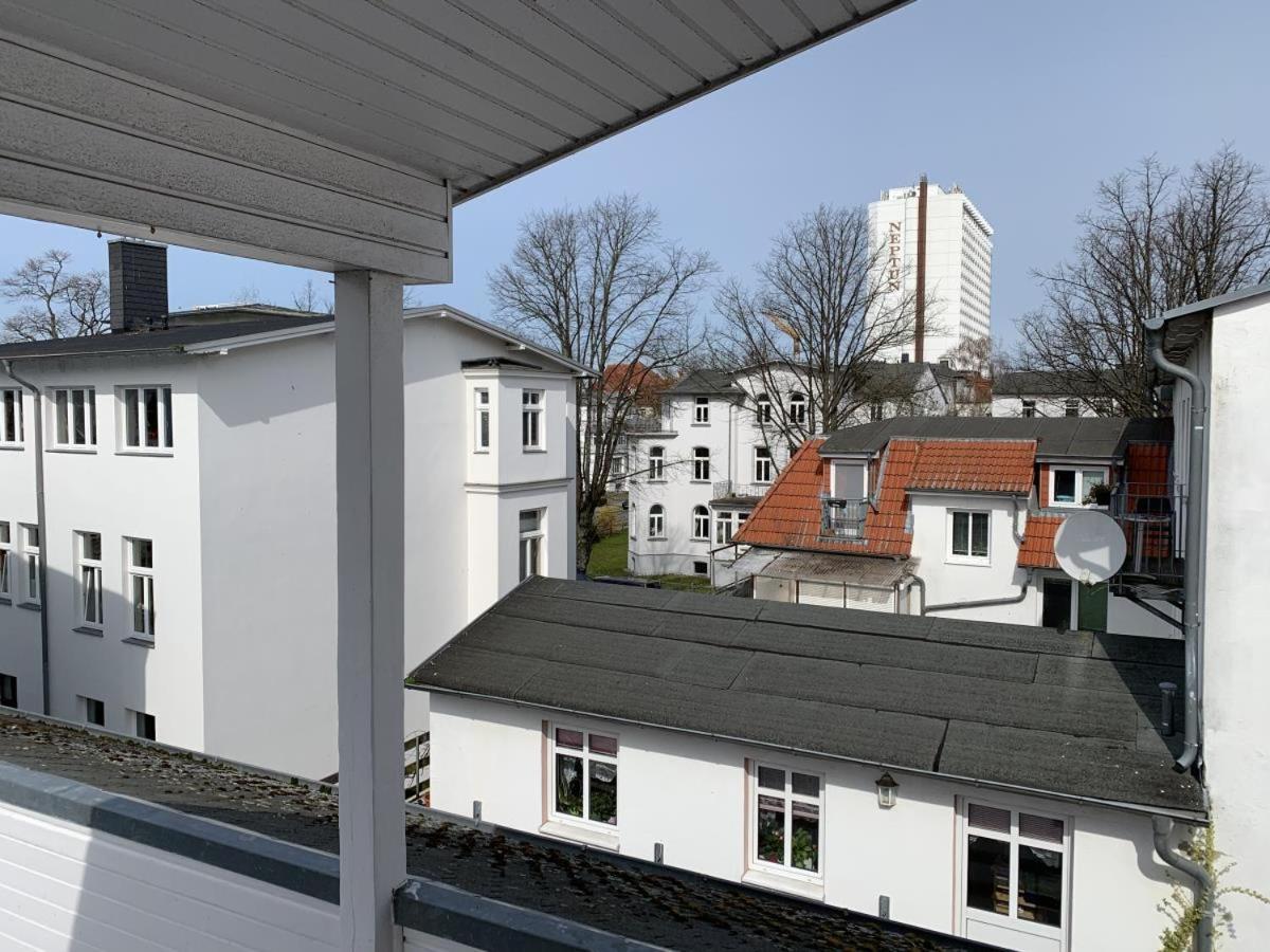 Villa Diana, Koje, In Sichtweite Zum Strand Rostock Exterior foto